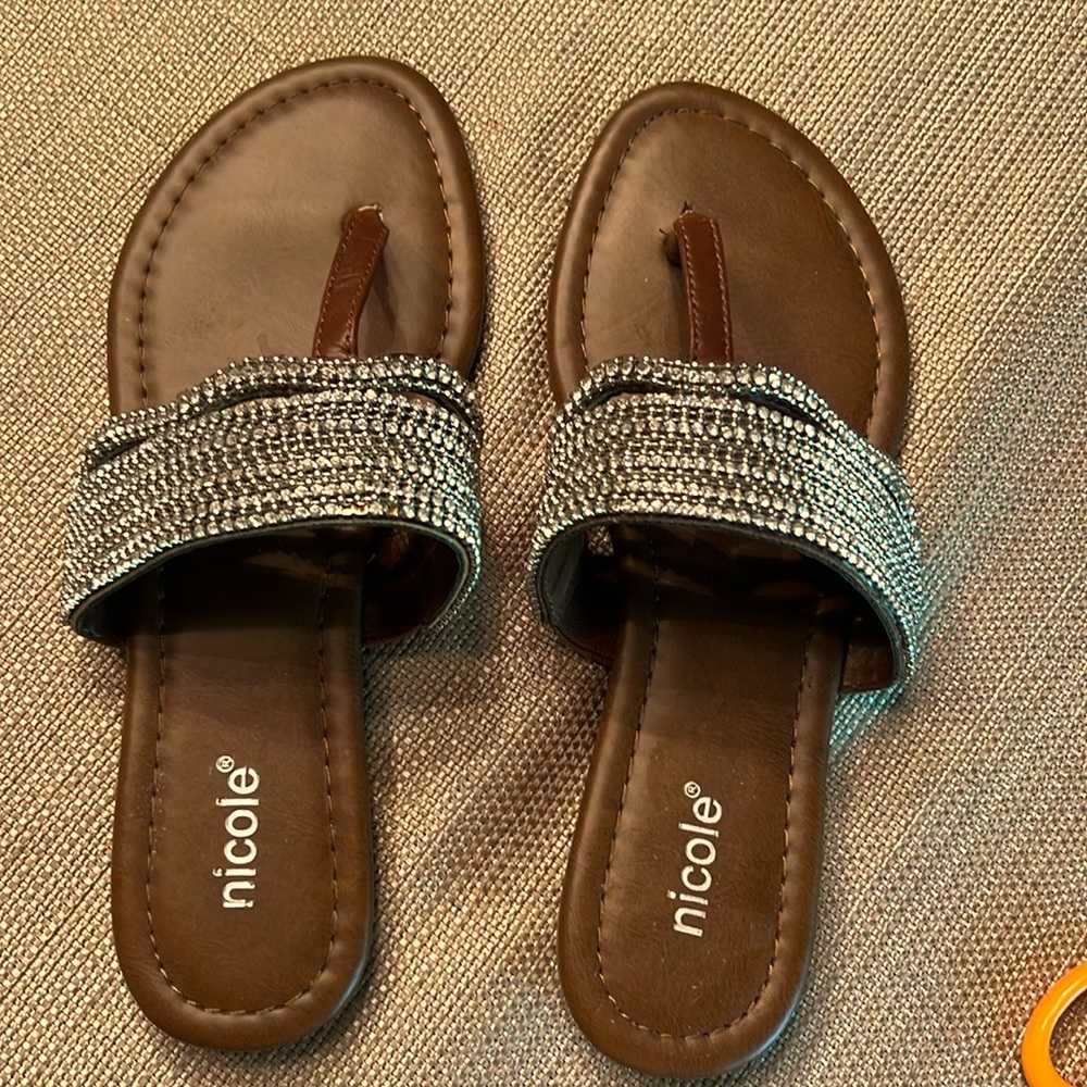 Nicole sandals